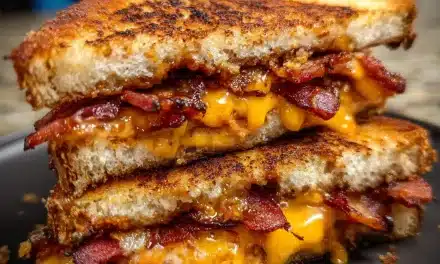 BBQ Bacon Cinnamon Roll Grilled Cheese: A Flavor-Packed Masterpiece