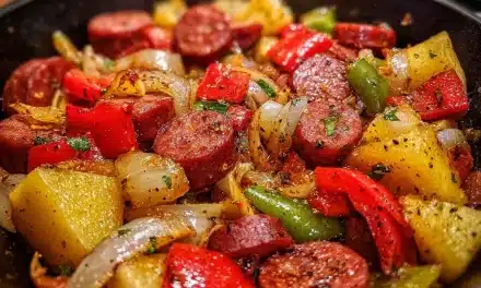 Mouthwatering 30-Minute Summer Sausage Skillet with Andouille Sausage