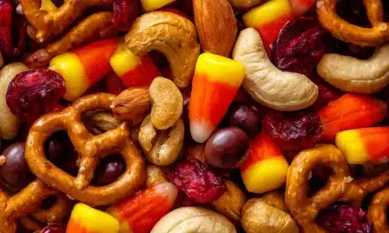 Thanksgiving Trail Mix Recipe: A Perfect Snack for the Holidays