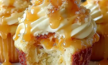 Honey Peach Cream Cheese Cupcakes – A Delightful Treat