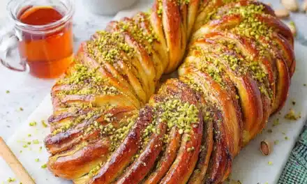 Honey Pistachio Babka Bread – A Delightful Baking Treat